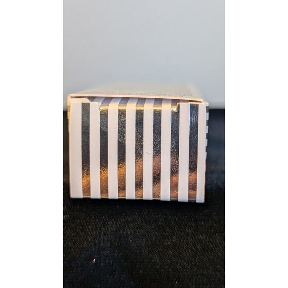 First Aid Beauty Hydrating Eye Cream with Hyalouronic Acid New in Unopened Box - Picture 6 of 8